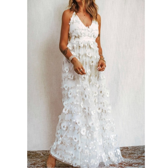 White Floral High Slit Maxi Dress - Picture 3 of 8